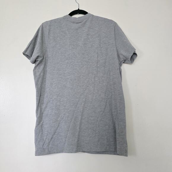 Vintage Y2K Hollister TShirt Mens XL Gray Embroidered Patch Logo Tee Surf Skater - Picture 5 of 9